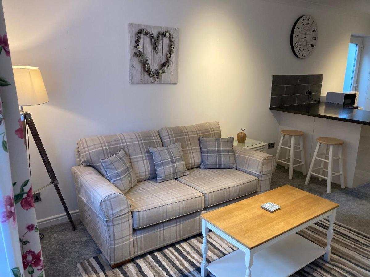 Apartment Modern 2 Bedroom Ground Floor With Parking Centre